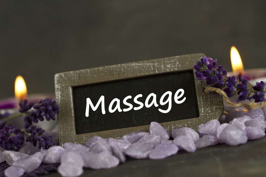 What Is A Couples Massage? An Ultimate Overview